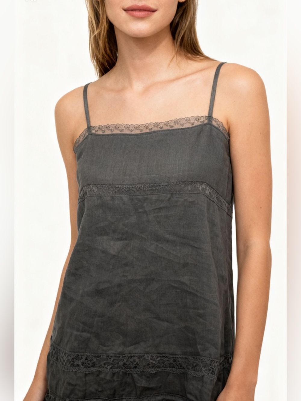 NWT Gold Hawk Linen Steeple Grey Camisole XS
